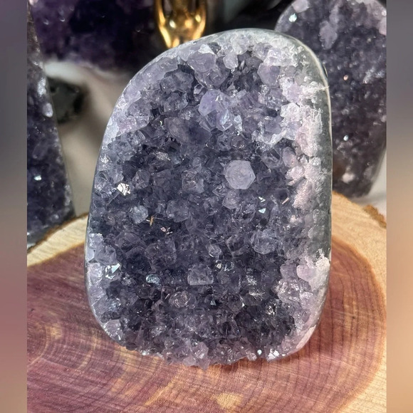 Rainbow Amethyst Cutbase from Brazil - Picture 1 of 4